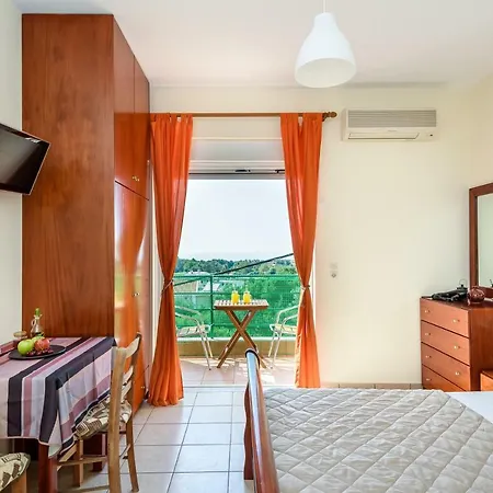 Golden Beach Hill Apartments Kato Daratso Exterior photo
