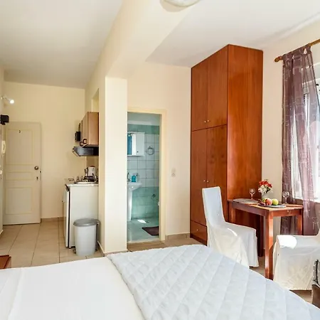 Golden Beach Hill Apartments Kato Daratso Exterior photo