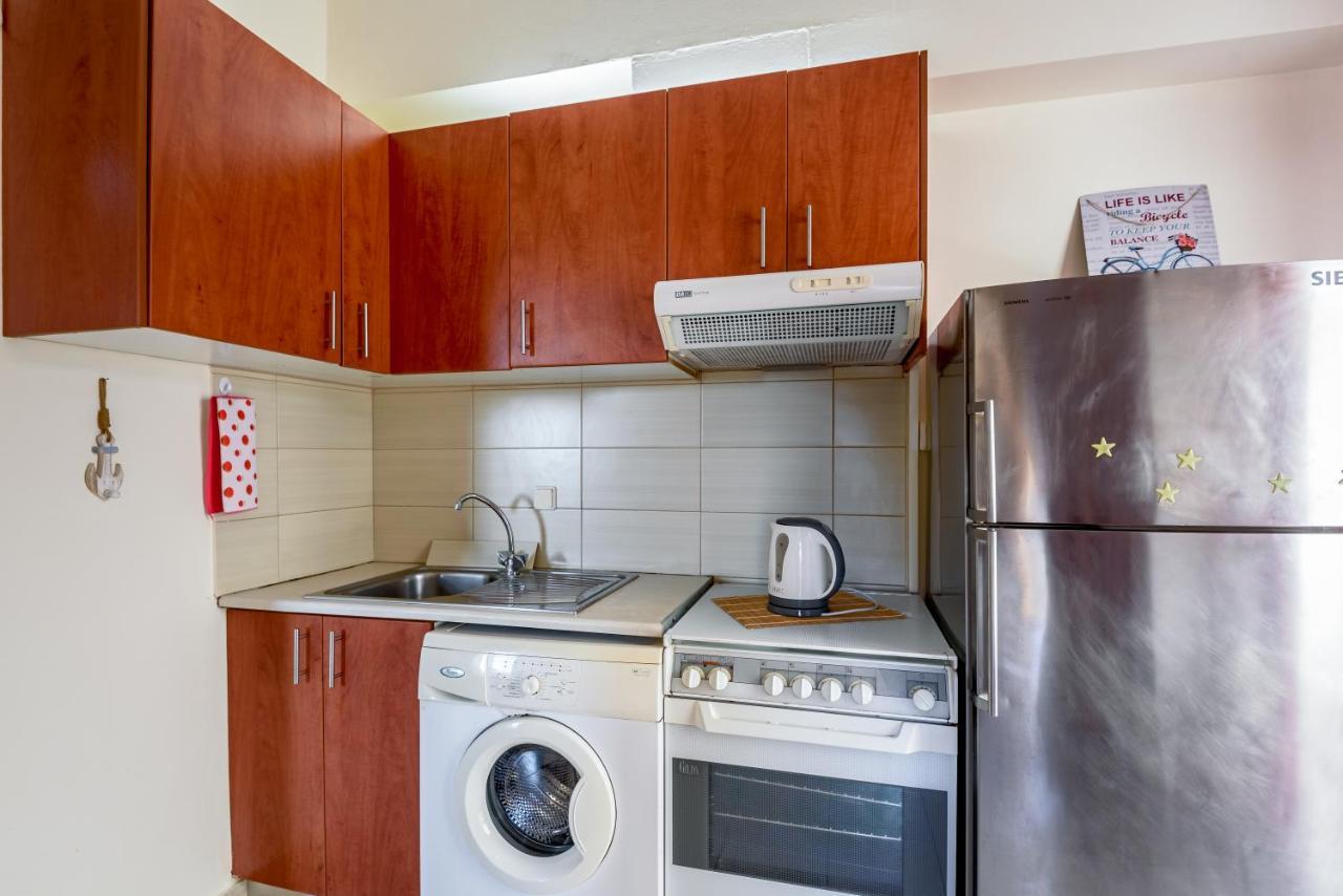 Golden Hill Apartament Kato Daratso